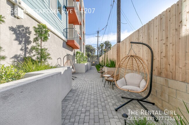 Building Photo - 3567 Chesapeake Ave