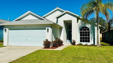 Building Photo - Relax & recharge in this Charming 3Bedroom...
