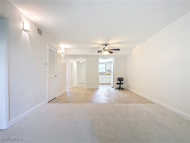 Building Photo - 28120 Pine Haven Way
