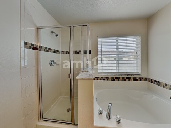 Building Photo - 4476 Barbados Loop