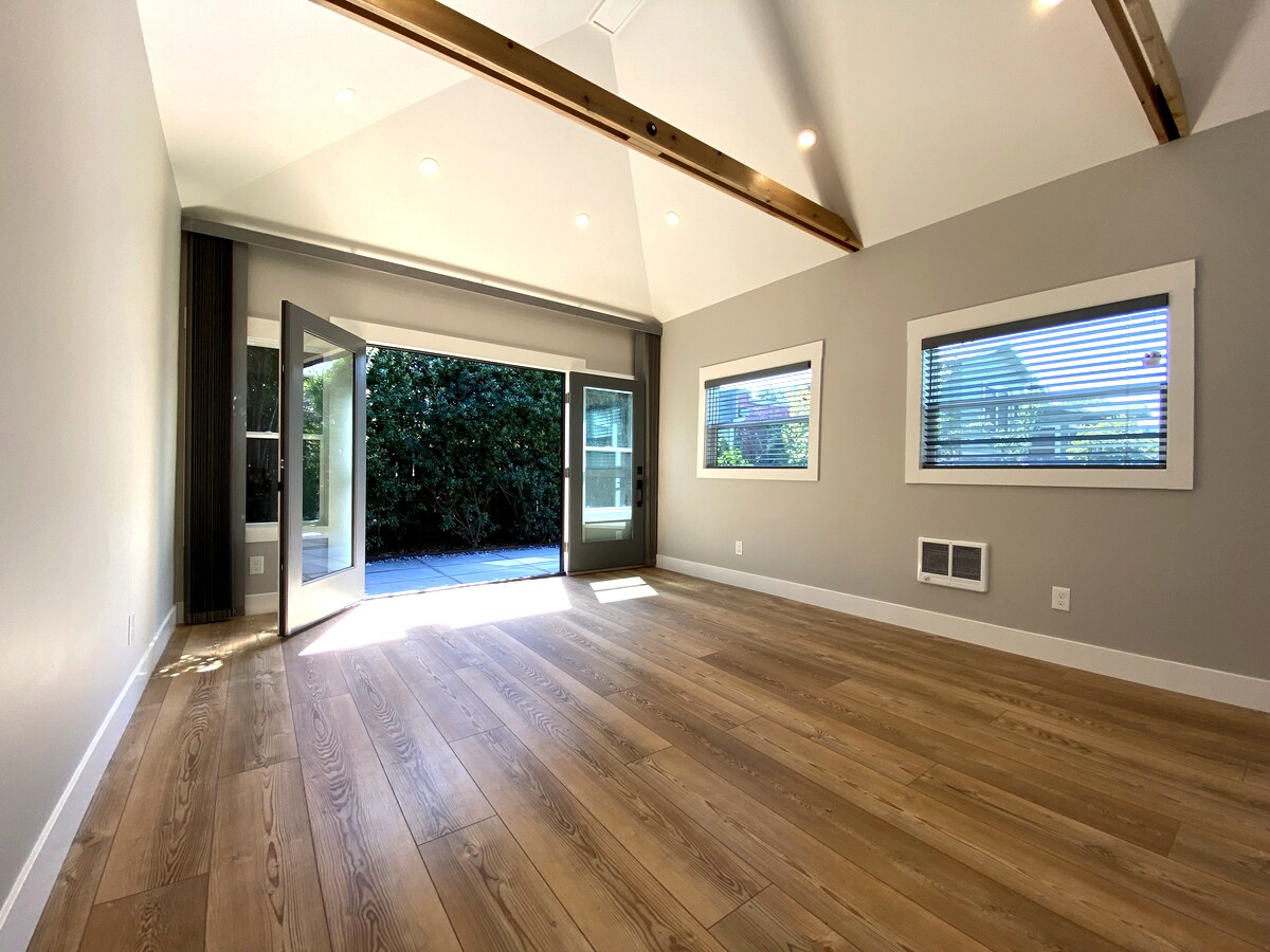 Garden Studio-Looking South - 857 53rd St