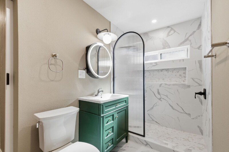 Building Photo - 3608 Wilshire Terrace