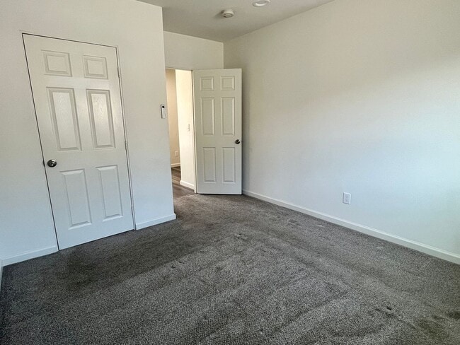 Building Photo - 1 Bedroom 1 Bath Granny Flat