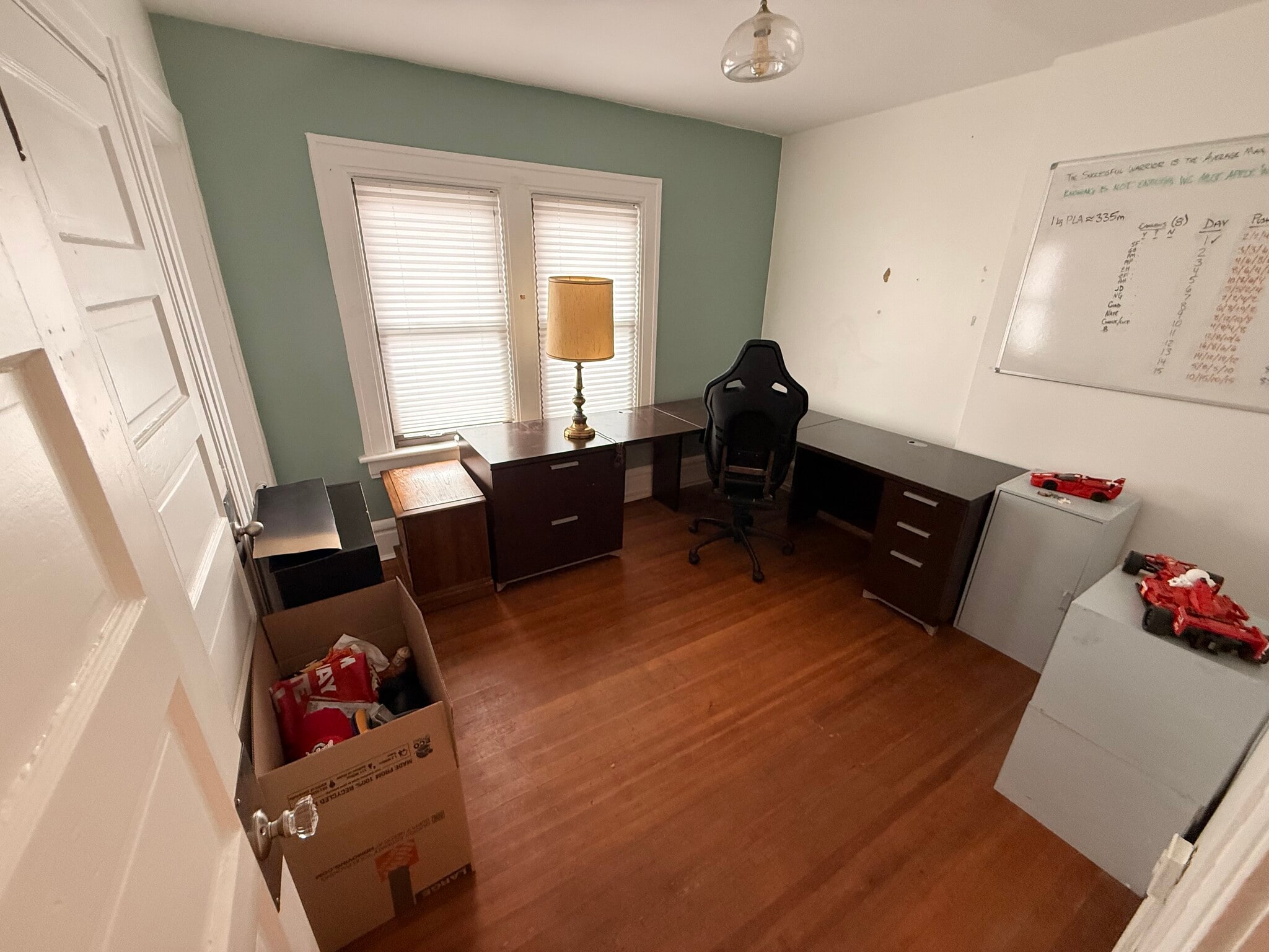 bedroom2 - 675 Linwood Ave