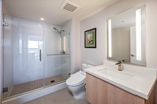 Building Photo - Symphony Honolulu - Furnished 2BR, High Floor