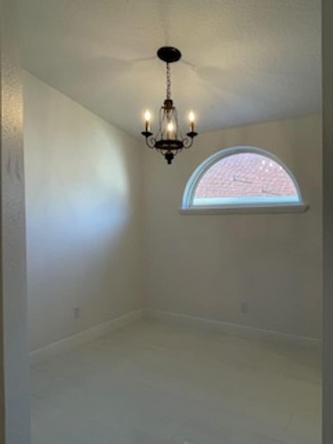 Building Photo - Carrollwood area , Andover Community , 3 Bedroom 2 Bath with beautiful Outdoor Living space. For ...