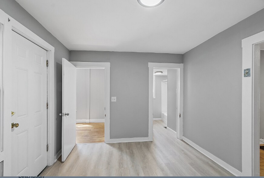 Building Photo - 535 Wilson St