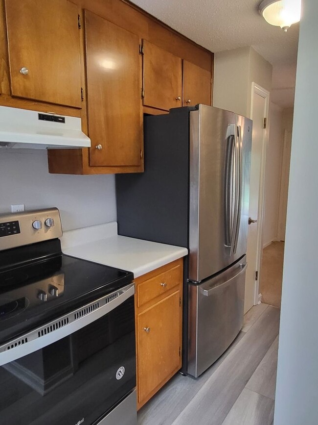 Building Photo - 210 22nd St N