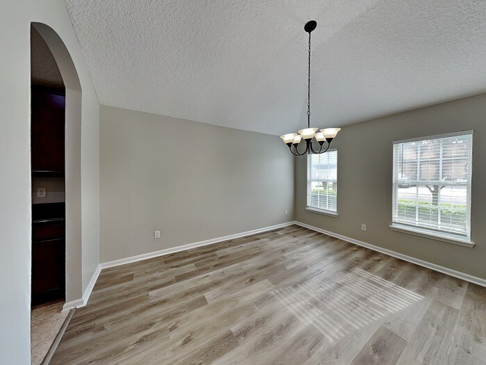 Building Photo - 167 Patriot Ln