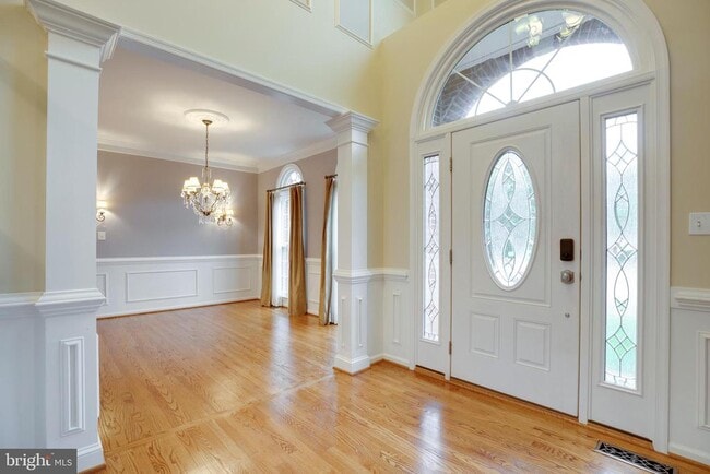 Building Photo - 5105 Claybank Ln