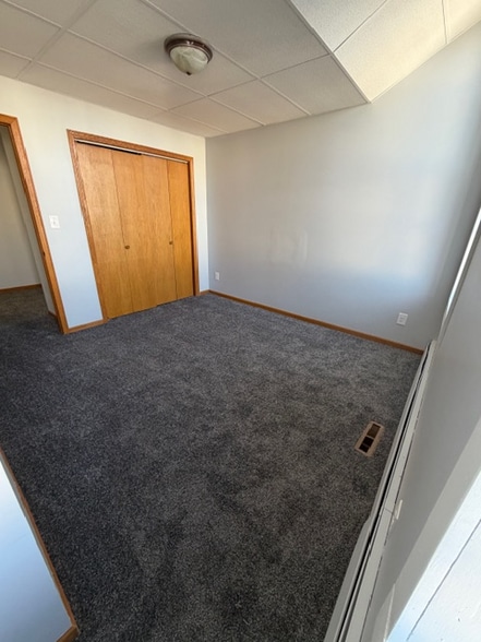 Building Photo - 205 Plum St