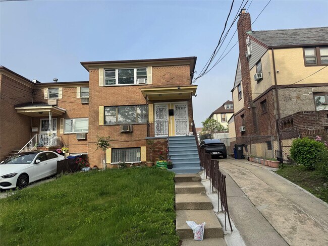 Primary Photo - 84-38-84170 170th St