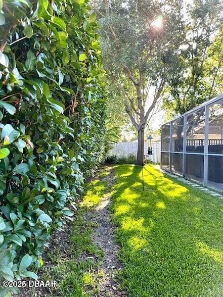 Building Photo - 12 Peruvian Ln
