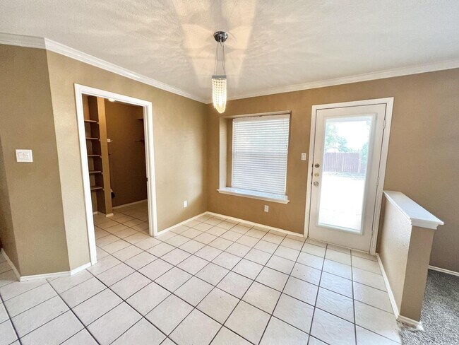 Building Photo - 4bd/2.5ba in Killeen TX