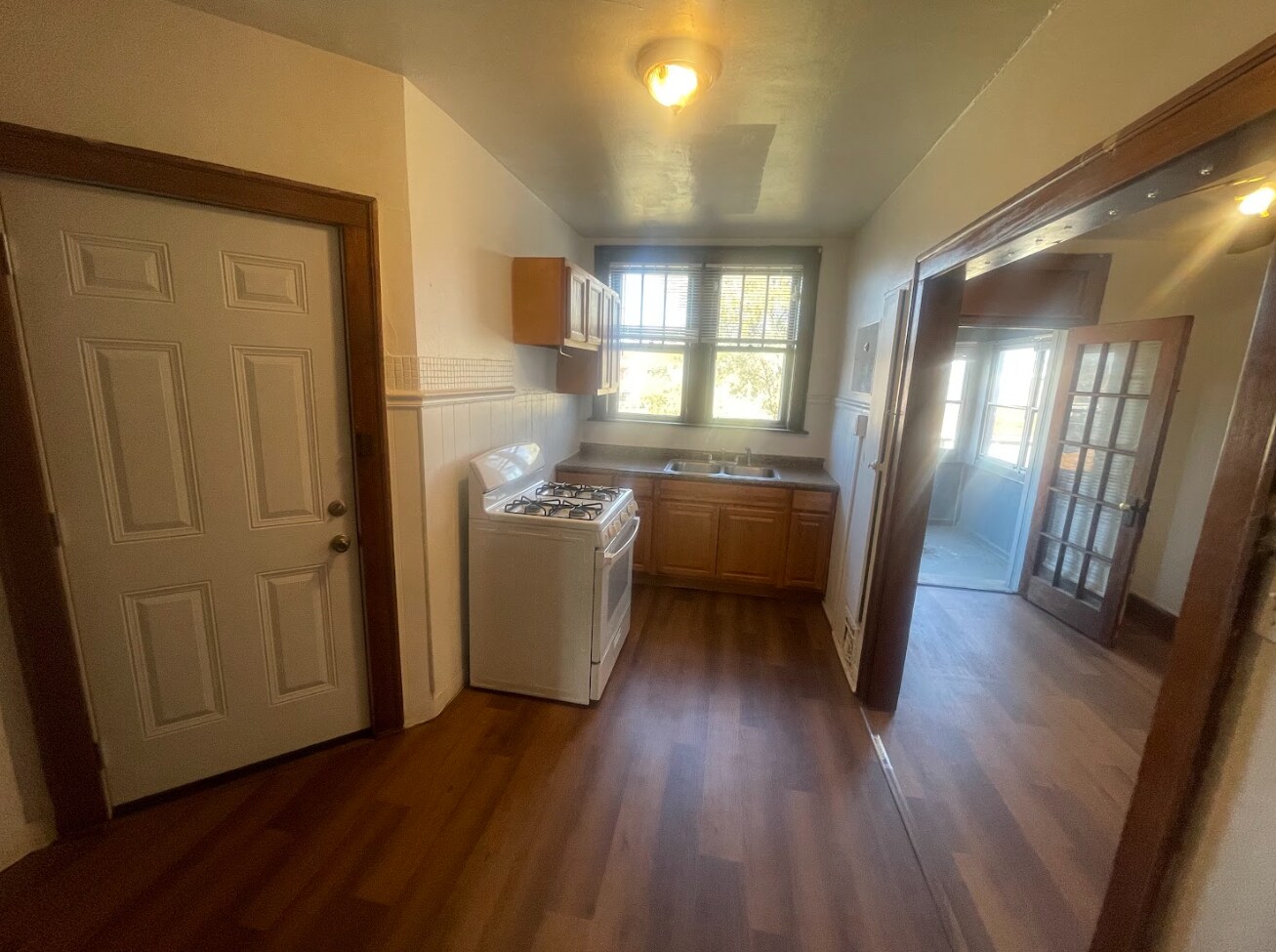 Building Photo - 3633 Dunnica Ave