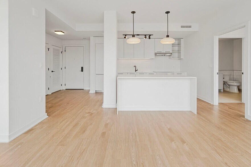 Building Photo - 1625 Eckington Pl NE