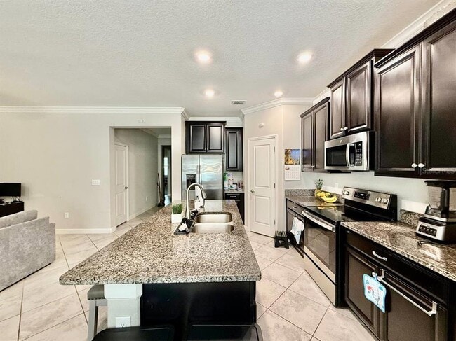 Building Photo - 10143 Count Fleet Dr