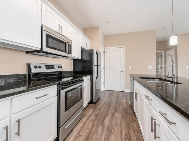 Building Photo - 5853 Spruce Forest Dr