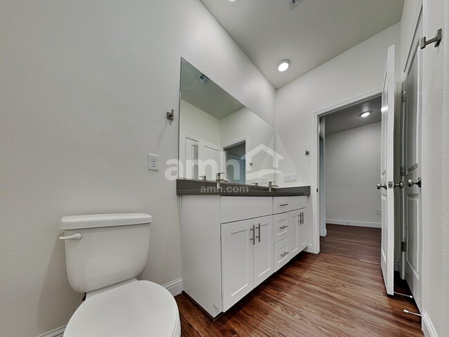 Building Photo - 5615 Lighting Hope Ct