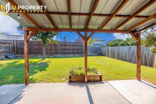 Building Photo - Charming two-story brick home in the desir...