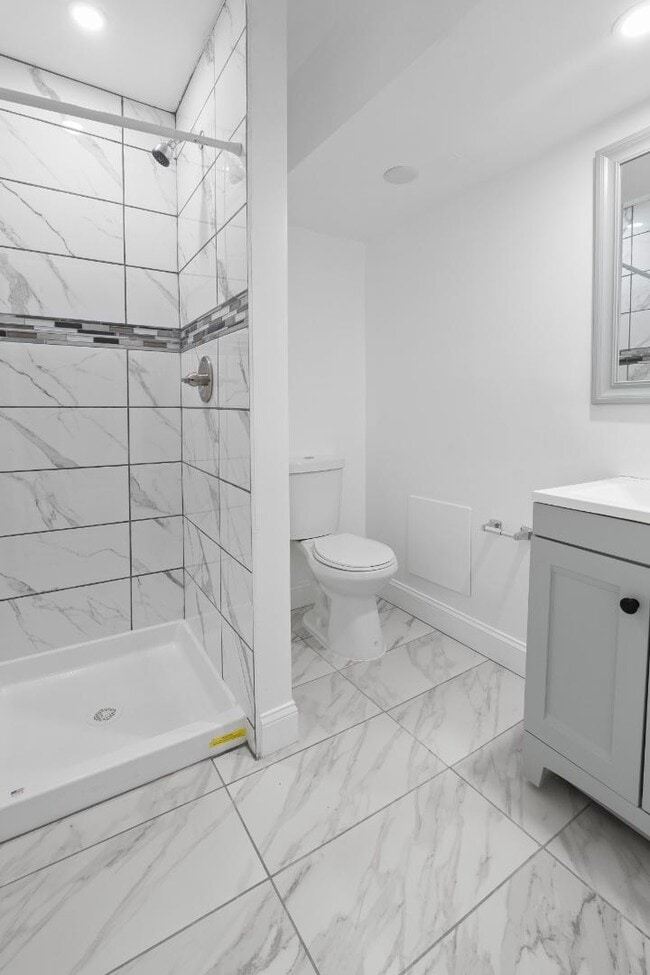 Building Photo - 2539 St Paul St