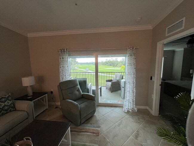 Building Photo - Heritage Landing Golf & Country Club - Win...