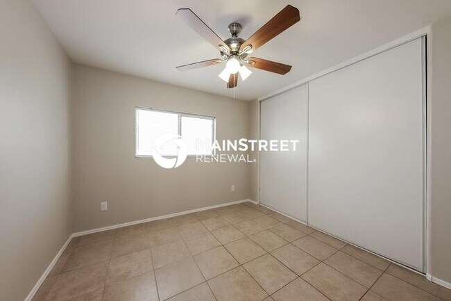 Building Photo - 3 Bedroom Pet-Friendly Home in Phoenix, AZ with Main Street Renewal