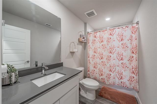 Building Photo - 612 Capstone Cir