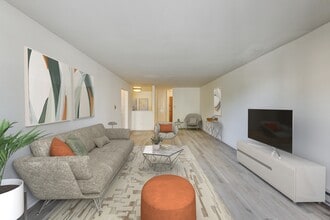 Building Photo - 9807 Karlov Ave