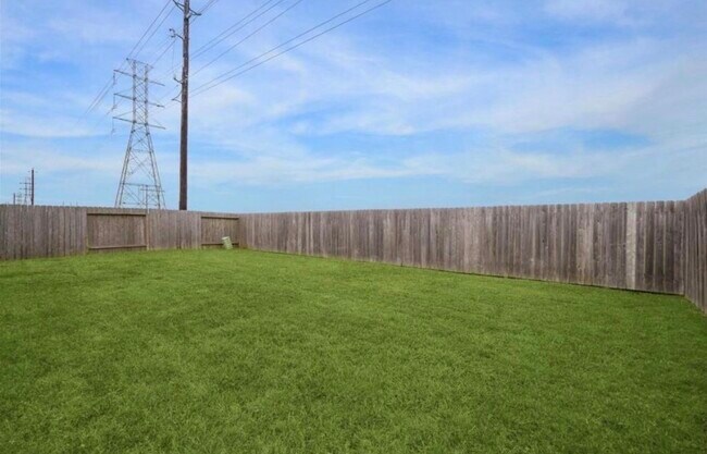 Building Photo - 8711 Willet St