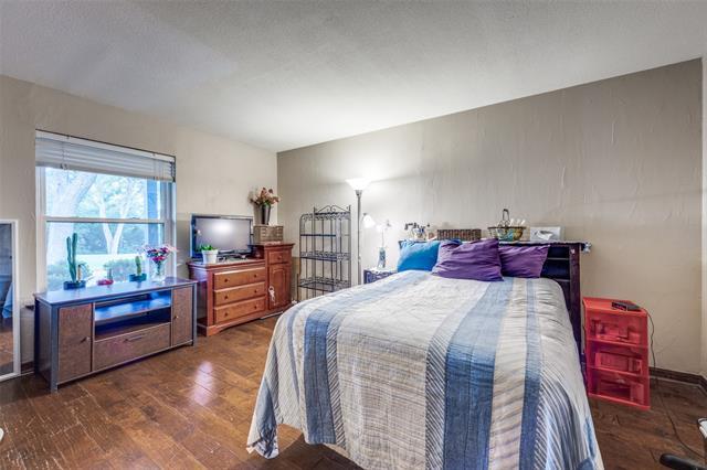 Building Photo - 1507 Greenbrier Dr