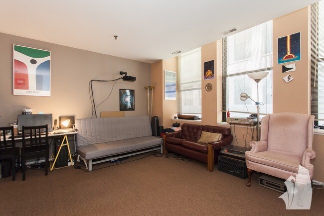 Building Photo - 740 S Federal St