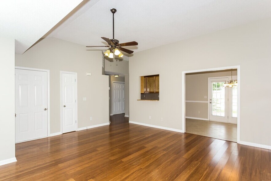 Building Photo - 36 Belltree Cir