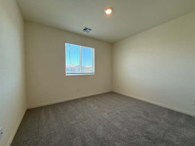 Building Photo - 10415 Ricordi St