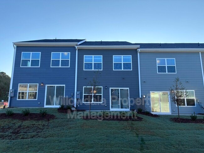 Building Photo - 211 Central Townes Wy