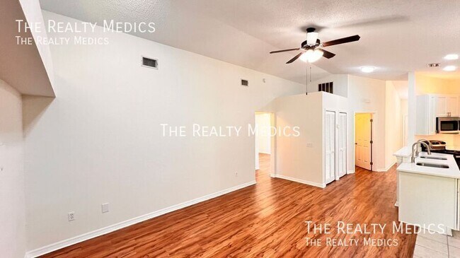 Building Photo - 23 Winding Woods Trail