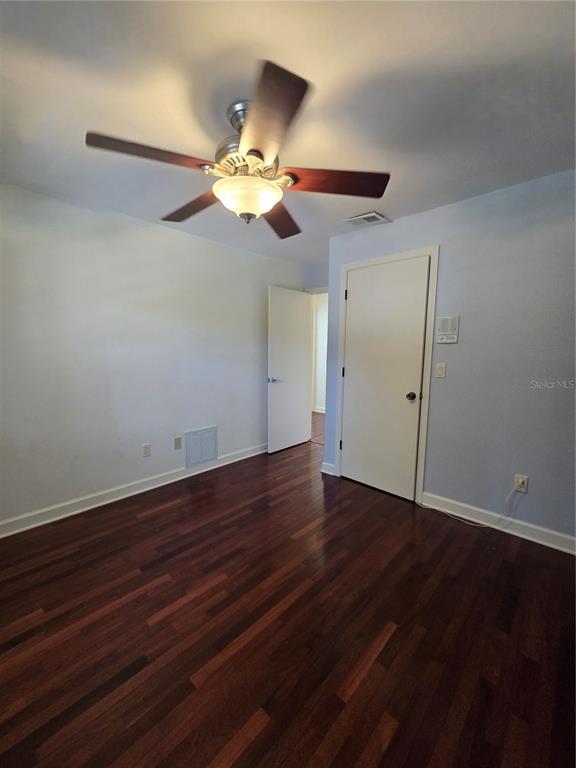 Building Photo - 300 Cypress Creek Cir
