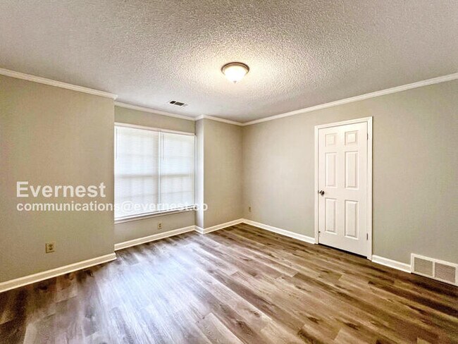 Building Photo - 6645 Kirby Trace Cove
