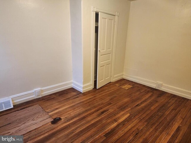 Building Photo - 311 S 1st Ave