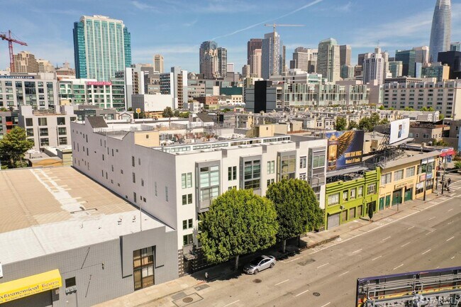 Building Photo - 920 Harrison St