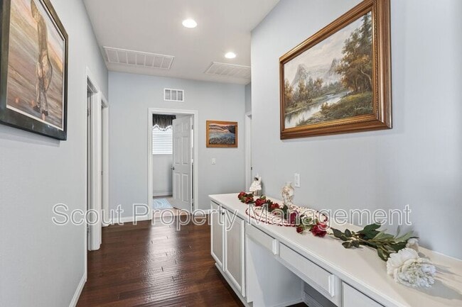 Building Photo - 32778 Kendal Ct