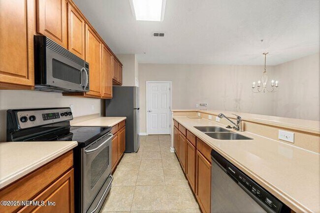 Building Photo - 11251 Campfield Dr