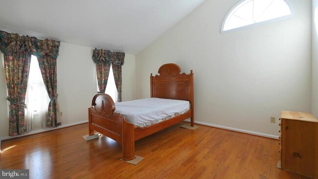 Building Photo - 14119 Forest Ridge Dr