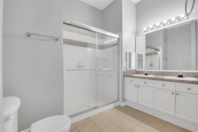 Building Photo - 617 Terrace Ridge Cir