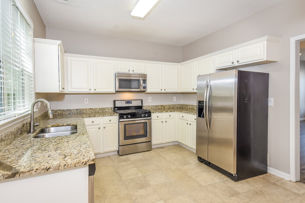 Building Photo - 3740 Ridgefair Dr