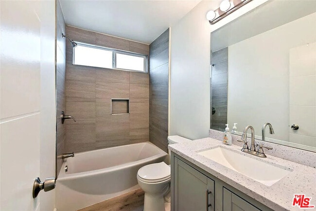 Building Photo - 5529 Bonner Ave