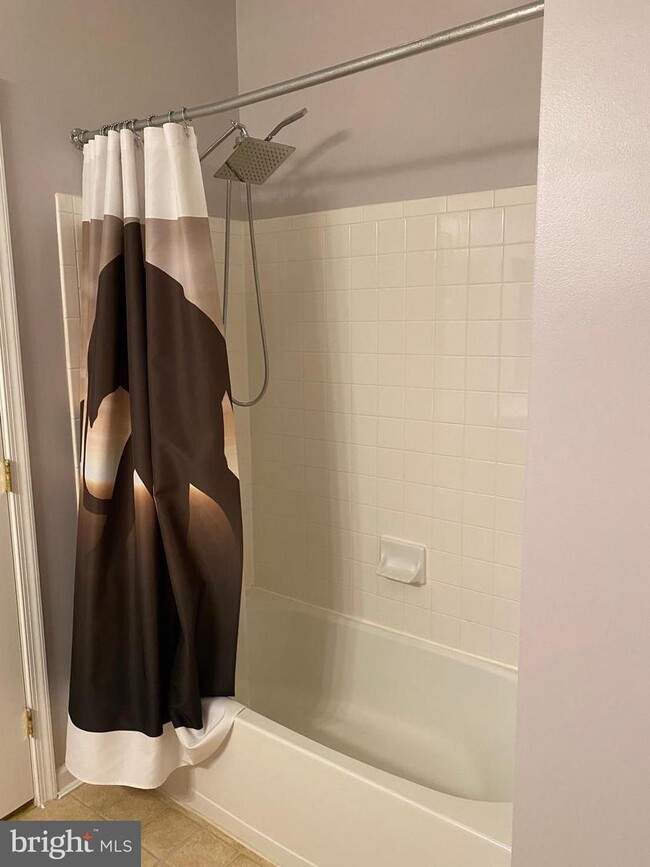 Building Photo - 2507 Amber Orchard Ct W