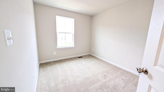 Building Photo - 1337 Cedar Vly Rd