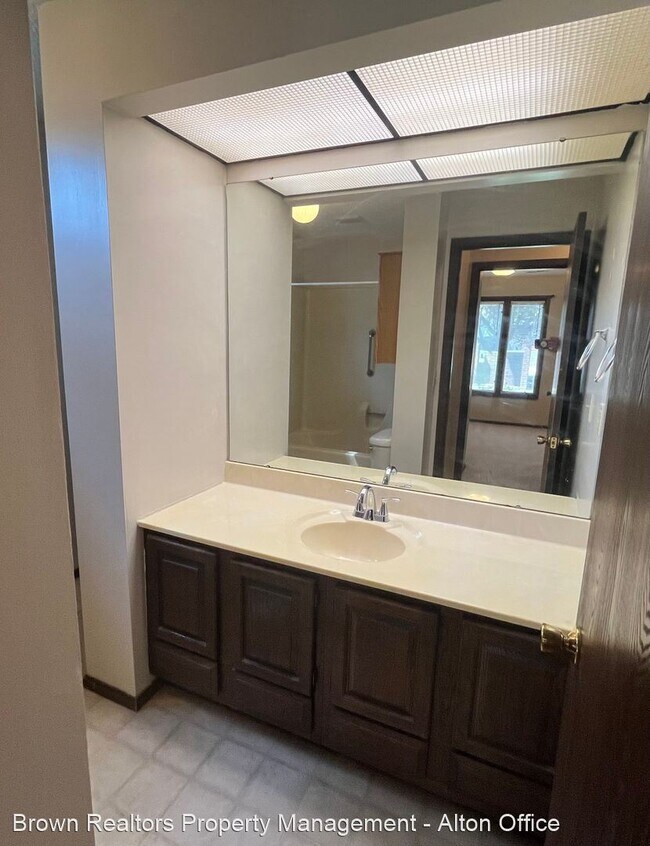 Building Photo - 2 br, 1 bath House - 1903 Muny Vista Ct., ...