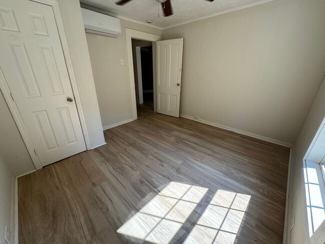 Building Photo - Renovated 3/1 House in North Rome- $1,195